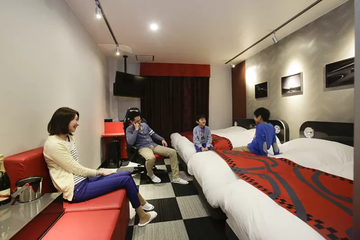 賽車房：充滿賽車主題的房間 