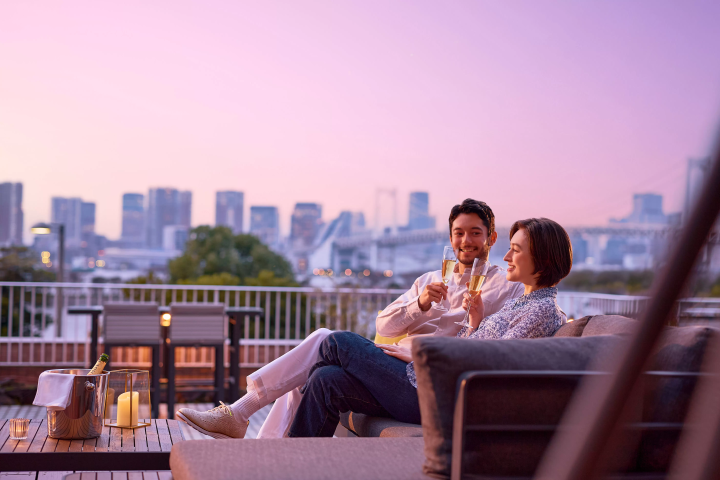 Enjoy a spectacular view of Tokyo Bay! Open-air terrace open for a limited time