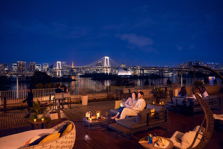 Enjoy a spectacular view of Tokyo Bay! Open-air terrace open for a limited time