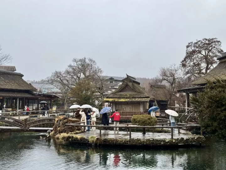 羽田出发!北杜周边公路旅行,欣赏镰仓、富士和忍野八海的壮丽景色