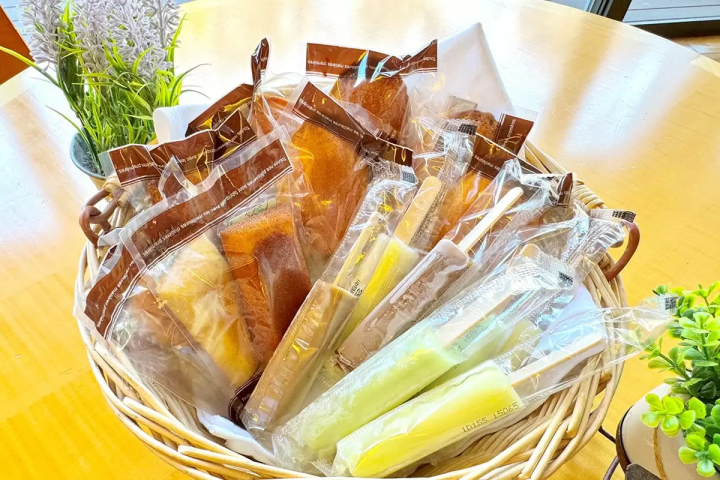 夏季限定：在賽道觀景貴賓休息室享用鈴鹿賽車場酒店糕點師製作的烘焙點心和冰棒 