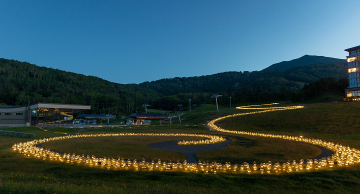 A 1.3km long light artwork 