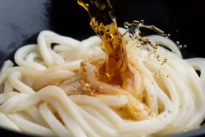 มาชมสะพานเซโตะที่ยิ่งใหญ่ สะพานถนนและรถไฟ 2 ชั้นเหนือทะเลเซโตะในกันเถอะ!