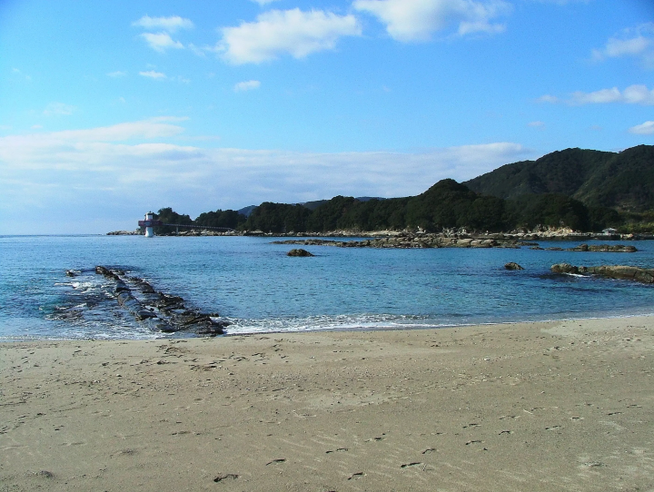 【高知県土佐清水市】安心して水遊びできるスポット2選