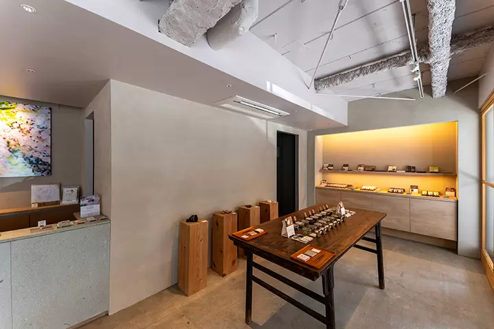 【hibi】蔵前駅徒歩2分｜新旧交わるおしゃれなお香のお店