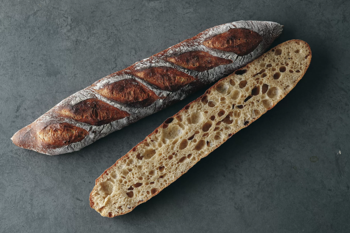 Make your travel morning special with freshly baked bread from Éclat des Jours