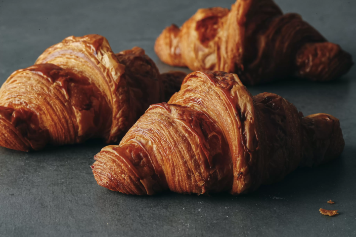 Make your travel morning special with freshly baked bread from Éclat des Jours