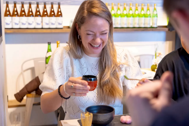 Matcha Making Tokyo | Matcha making experience in Asakusa + Japanese sweets set