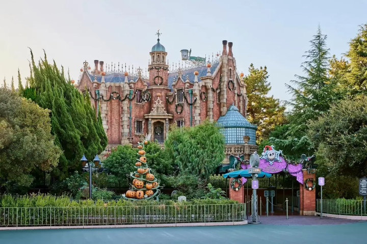 Tokyo Disney Resort Halloween 2025