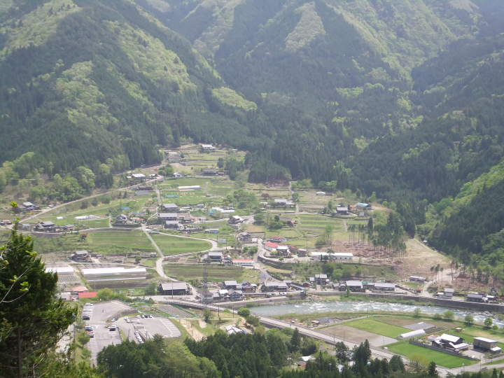 Experience Autumn Tradition at Gero Onsen｜Hiburi Fishing