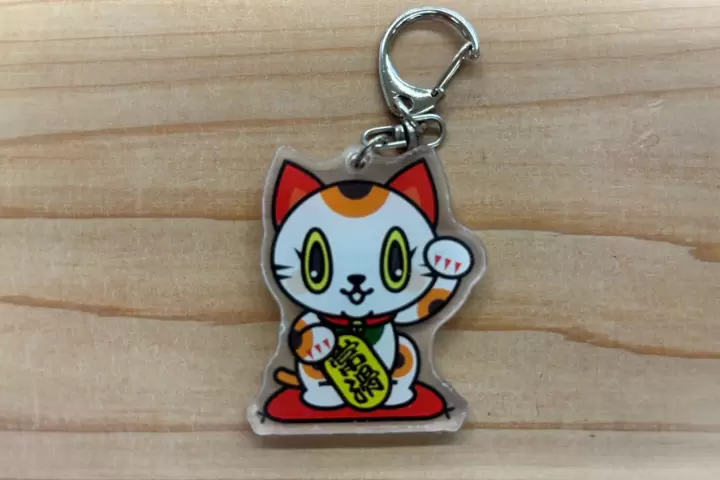 [Number one in Japan for producing beckoning cats] Tokoname City's local mascot "Tokotan" acrylic keychains now available