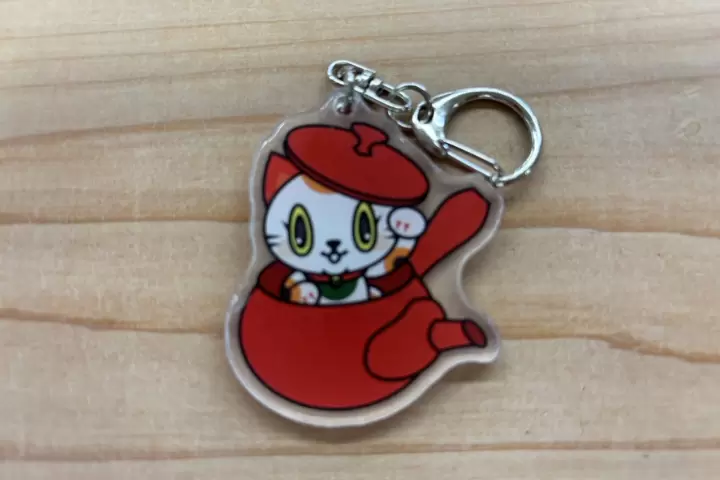 [Number one in Japan for producing beckoning cats] Tokoname City's local mascot "Tokotan" acrylic keychains now available