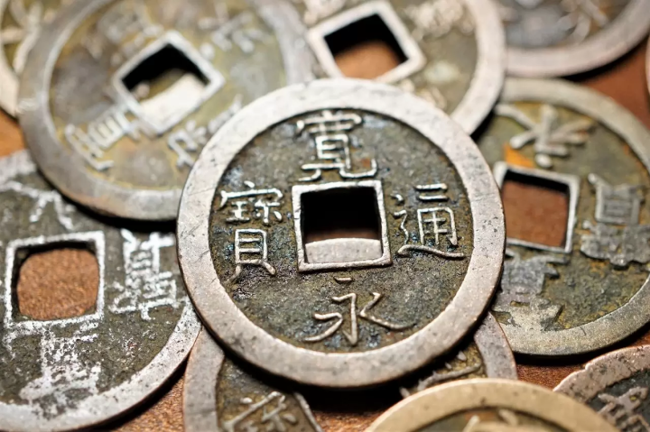 Japanese Yen: Bills and Coin Value, Design, and More