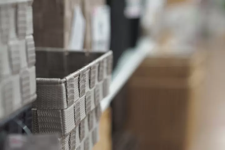 How to shop cheaply in Japan?