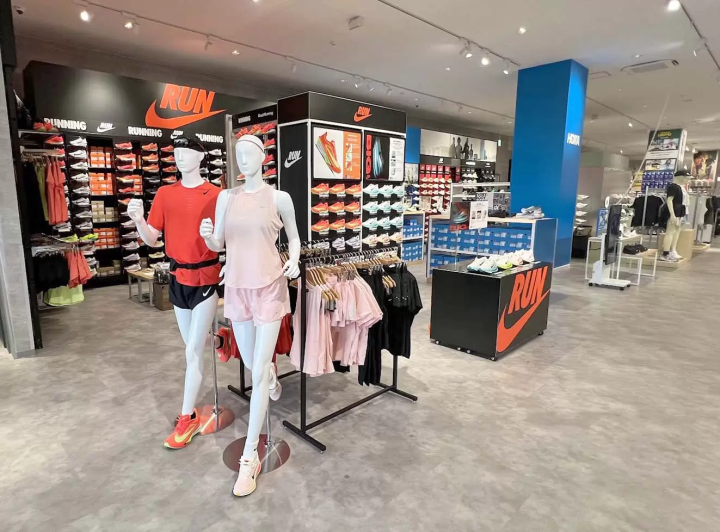 삿포로에 있는 스포츠디포 매장 3곳이 8월 8일 금요일에 동시에 재개장합니다!