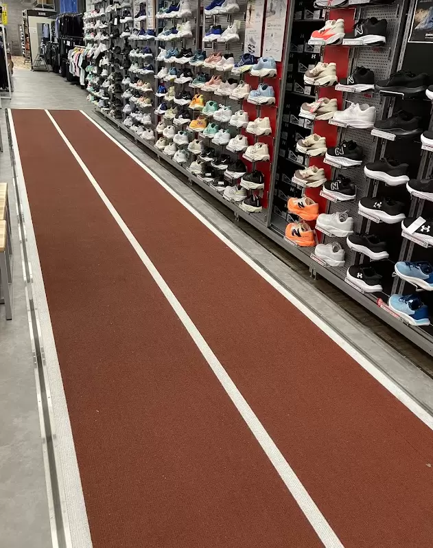 삿포로에 있는 스포츠디포 매장 3곳이 8월 8일 금요일에 동시에 재개장합니다!