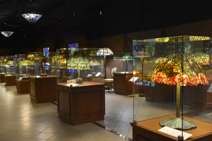 คู่มือครบวงจรสำหรับพิพิธภัณฑ์โคมไฟและสวนดอกไม้นิวยอร์ก ซึ่งตั้งอยู่ใกล้กับชายฝั่งโจงาซากิ และมีทิวทัศน์อันน่าทึ่ง!