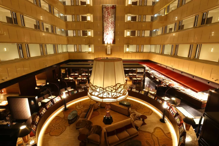 京都刮起70年代「Hello Kitty」旋風！超萌甜點吃到飽歡樂派對