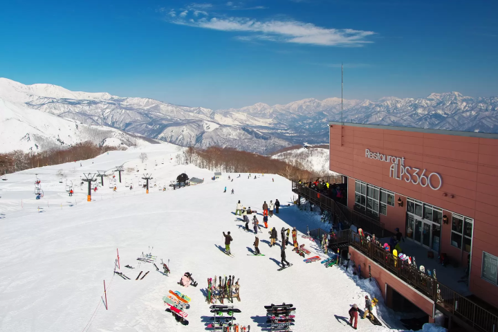 [Nagano, Hakuba] Welcome to Hakuba Village in winter! An international paradise where skiers from all over the world gather