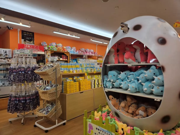 和真人大小的恐龙见面！？推荐给有孩子的家庭：伊豆格兰帕尔公园的恐龙区