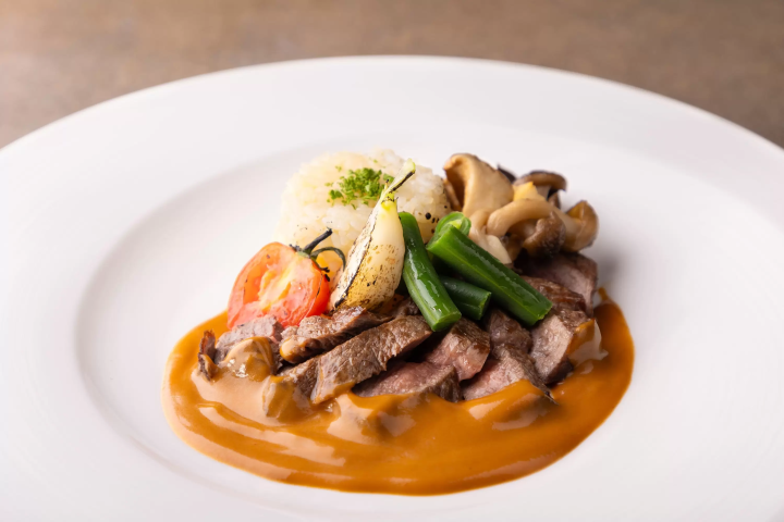 Luxury Stay at Okinawa Harborview Hotel, Naha: Special Plan & Exclusive Club Lounge