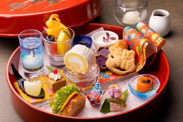 Luxury Stay at Okinawa Harborview Hotel, Naha: Special Plan & Exclusive Club Lounge