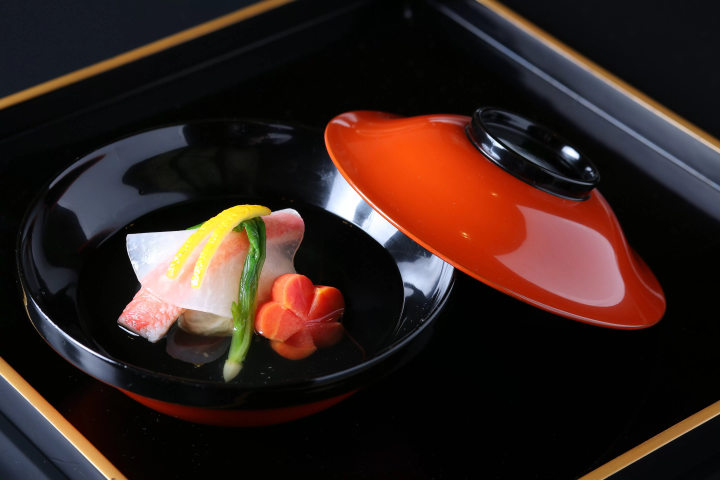 【2025年秋】世界遺産清水寺のライトアップを貸切で楽しめるツアーを教えます