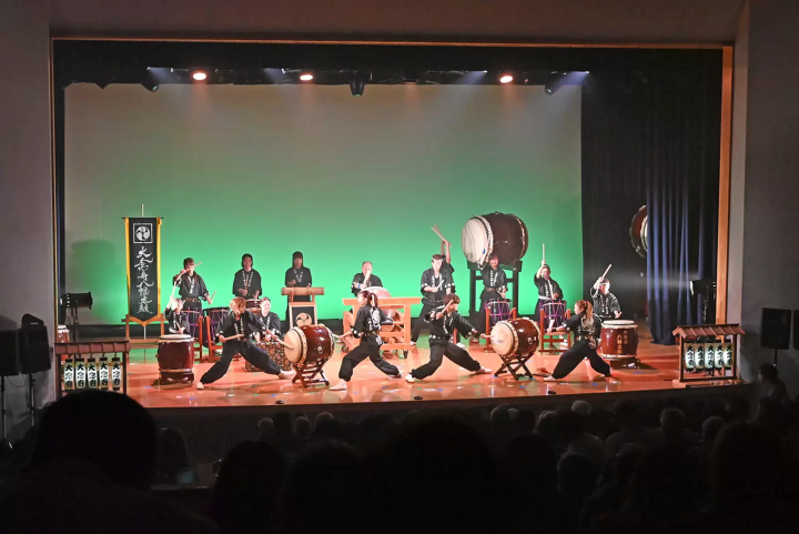 The stage of "Koredemoka! Taiko" held in 2024. Each team presented a captivating taiko performance.