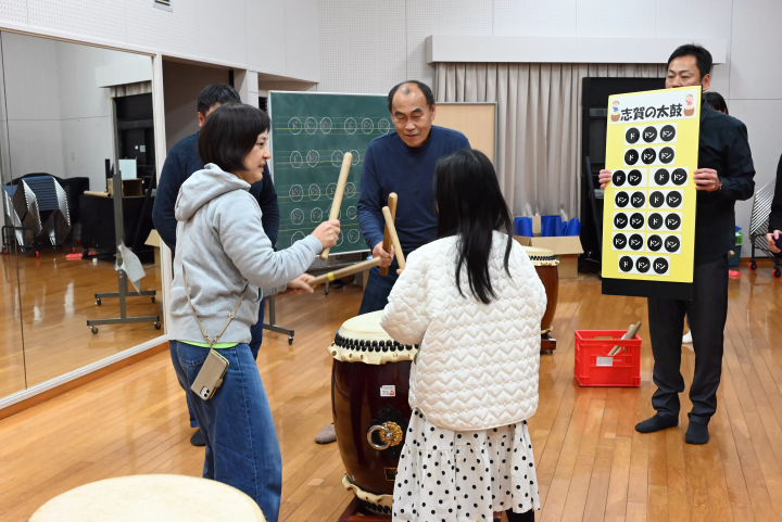 Once you've mastered the traditional rhythms and discovered the joy of taiko drumming, why not try your hand at competing in the next "Kodo no Chou Tournament Battle"?
