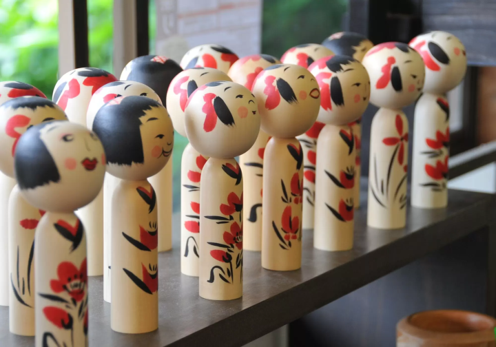 kokeshi dolls