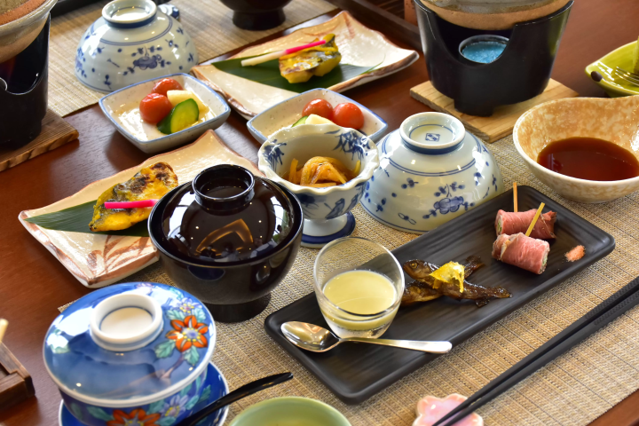 5 ที่พักแนะนำในอิซุ! เดินทางสะดวกจากสวนสัตว์กระบองเพชรอิซุและสวนสาธารณะอิซุแกรนปาล