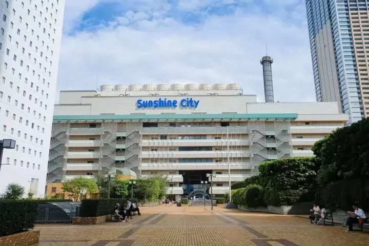 池袋太陽城購物商城