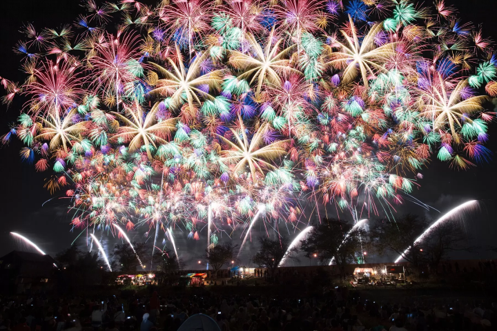 【茨城】秋限定！土浦全国花火競技大会——日本三大花火大会を満喫！