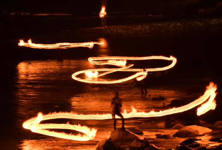 Experience Autumn Tradition at Gero Onsen｜Hiburi Fishing