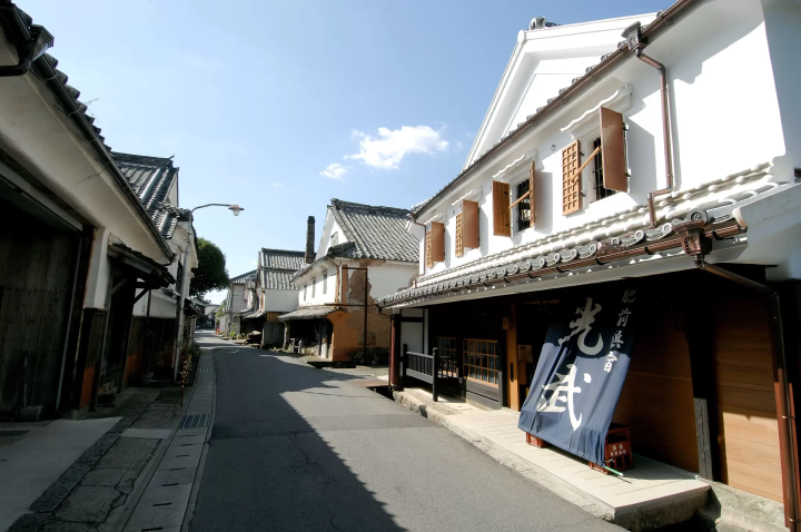 【佐賀】日本酒・神社ライトアップ・狐の嫁入りを巡る日帰り旅｜一夜限りの幻想体験