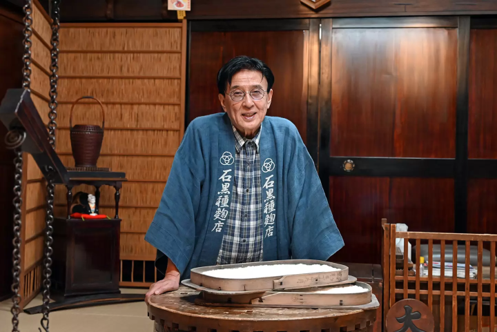 The head of the family, Ishikuro Hachiro, has a deep knowledge of fermentation and is visited by famous chefs and researchers from not only Japan but also overseas.