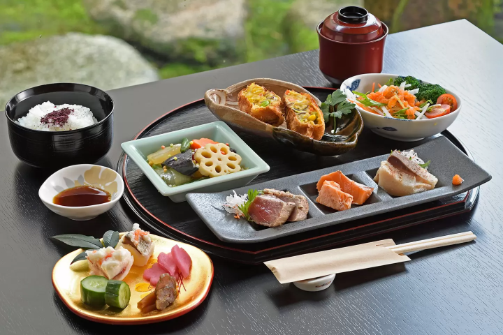 A journey to discover the mysteries and charms of fermentation in Hokuriku -TOYAMA/ISHIKAWA/FUKUI-