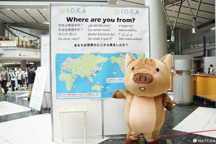 Comiket 2025 Cosplayers