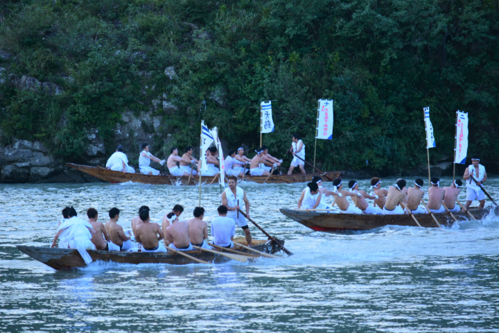 Mifune Festival © Wakayama Prefecture Tourism Federation<br>