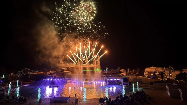 Laguna Ten Bosch: Winter Illuminations, Fireworks and More 