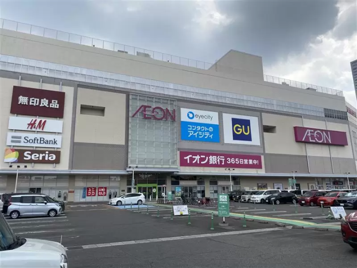 【名古屋】イオンモール熱田｜ショッピング・グルメ・お土産が揃う便利スポット