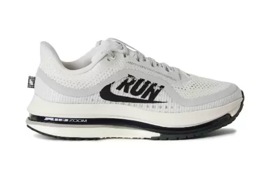 [Alpine Exclusive] The first running shoe collection to feature the RUN SWOOSH