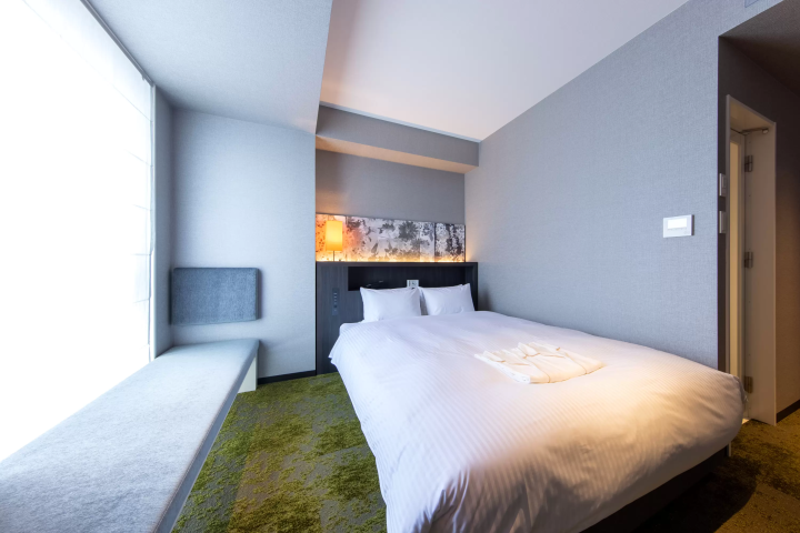 야사카 신사와 니시키 시장까지 걸어서 갈 수 있는 거리에 있습니다! 호텔 포르자 교토 시조 가와라마치는 교토 관광을 위한 편리한 거점입니다.