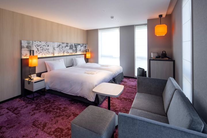 야사카 신사와 니시키 시장까지 걸어서 갈 수 있는 거리에 있습니다! 호텔 포르자 교토 시조 가와라마치는 교토 관광을 위한 편리한 거점입니다.