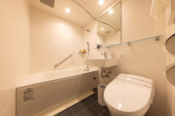 야사카 신사와 니시키 시장까지 걸어서 갈 수 있는 거리에 있습니다! 호텔 포르자 교토 시조 가와라마치는 교토 관광을 위한 편리한 거점입니다.