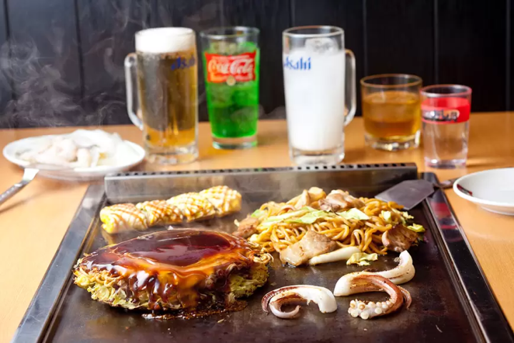 [2025 Update] Comfortable Limousine Bus Journey from OCAT Bus Terminal to Kansai Airport and Itami Airport