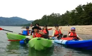 Photos taken by the instructor during the experience will be given as a gift