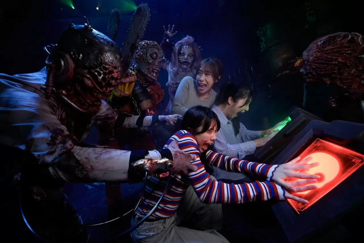 USJ Halloween Horror Night 2025: Terrifying Zombies, and More