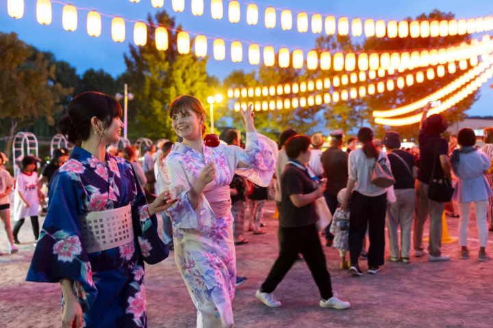 札幌から日帰り可能！2026年夏は三笠の「北海盆おどり」へ出かけよう