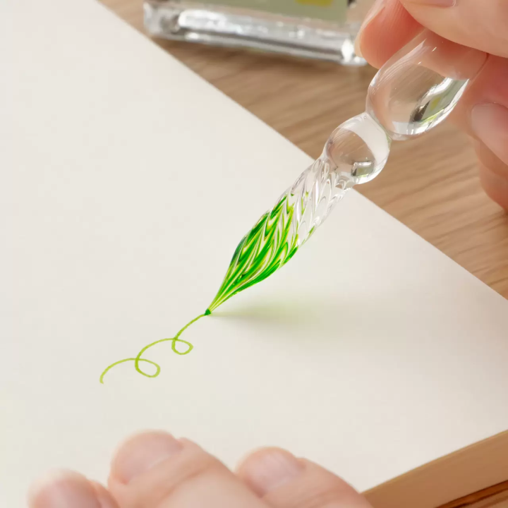 可愛到捨不得用！日本郵局限定「Miffy米飛兔」文具系列9月16日起萌翻你的辦公桌